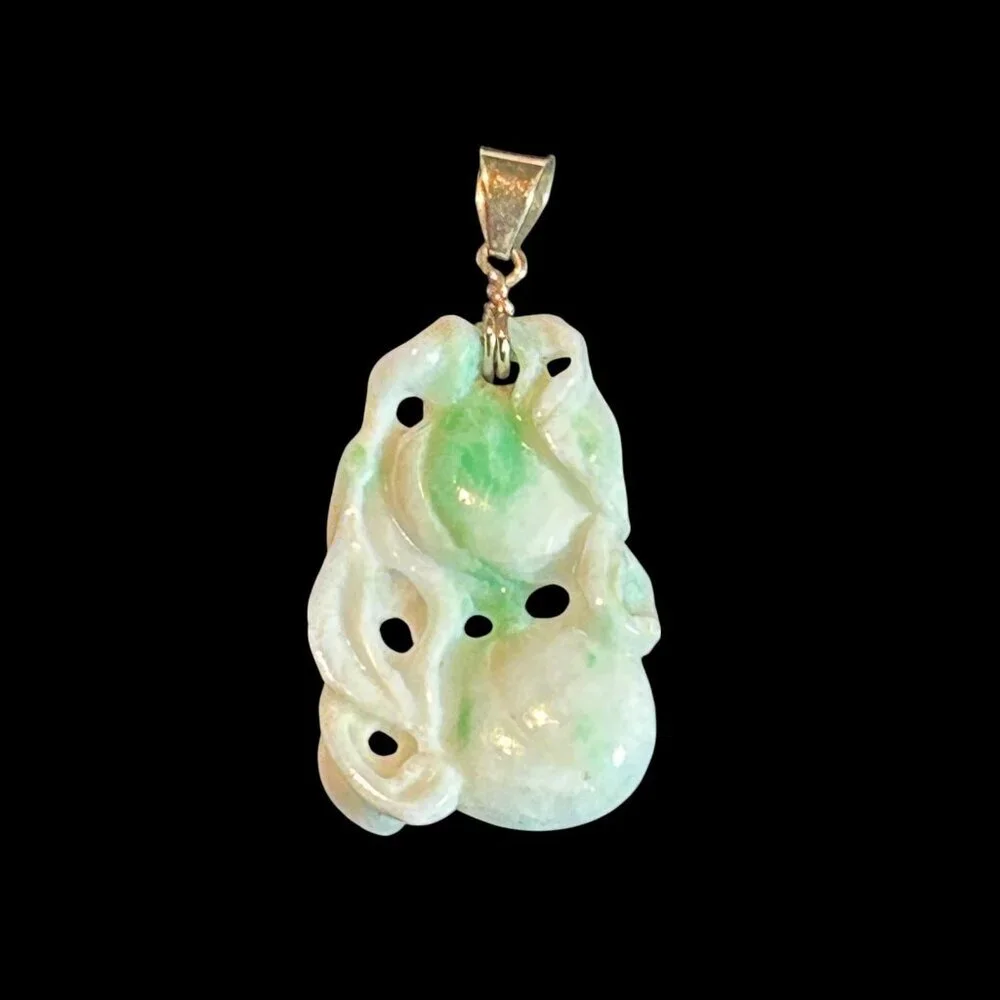 Chinese Vintage Hand Carved Jadeite Fruit Pendant Gold Bezel - Picture 3 of 7